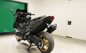 YAMAHA T-MAX 560 T 2020 SJ19J