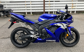 YAMAHA YZF-R1 2004 RN13