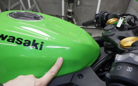 KAWASAKI ZX-25R ZX250E