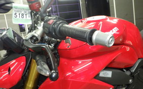 DUCATI STREETFIGHTER V4 S 2020