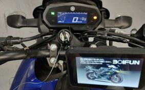 YAMAHA FZ25 RG69