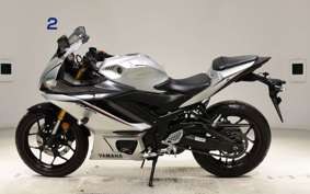 YAMAHA YZF-R25 2017 RG43J