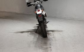 SUZUKI DJEBEL250XC SJ45A