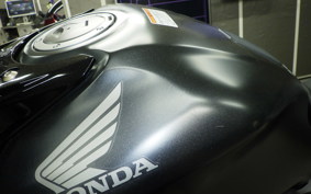 HONDA CB650R E-Clutch 2025 RH17