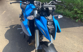 SUZUKI GSX-8S 2023 EM1AA