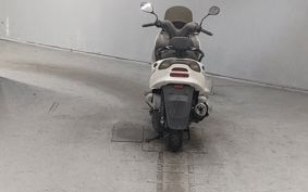 YAMAHA MAJESTY 125 SE27