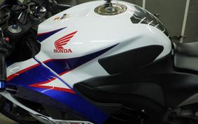 HONDA CBR600RR GEN 3 2011 PC40