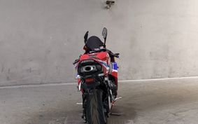 HONDA CBR600RR 2021 PC40