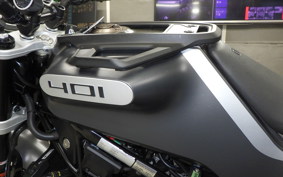 HUSQVARNA SVARTPILEN 401 2022