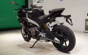 APRILIA トゥオノ660 FACTORY 2023