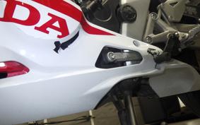 HONDA CBR250RR A 2001 MC51