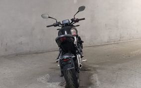 TRIUMPH TRIDENT 660 L21U4X