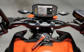 KTM 890 DUKE TU940