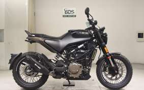 HUSQVARNA SVARTPILEN 401 2025