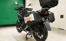 SUZUKI Vｽﾄﾛｰﾑ250A 2025