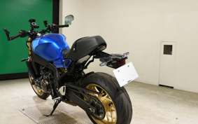 YAMAHA XSR900 2023 RN80J