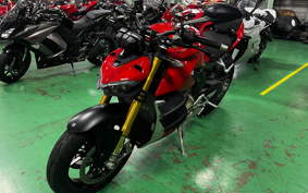 DUCATI STREET FIGHTER V4S 2021 1F00