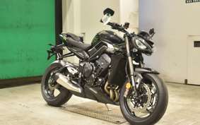 TRIUMPH STREET TRIPLE RS 2026