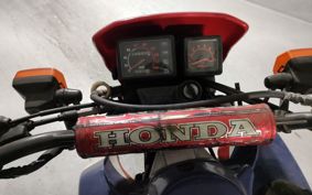 HONDA XLV750R RD01