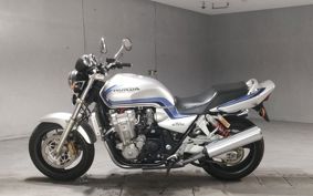 HONDA CB1300SF SUPER FOUR SC40