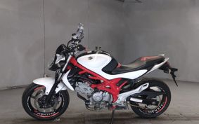 SUZUKI GLADIUS650 CX111