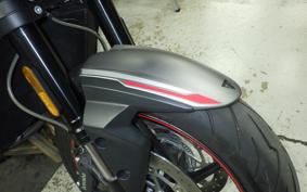 TRIUMPH STREET TRIPLE R 2022