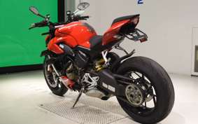 DUCATI DUCATI ストリート FIGHTER V4 2018