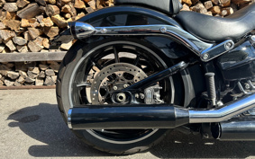 HARLEY HARLEY FXSB BREAKOUT 2015 BFV