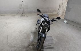 HONDA CB250R MC52