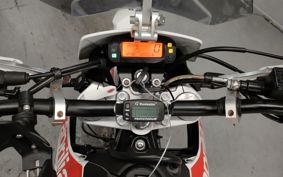 APRILIA SX 125 ..