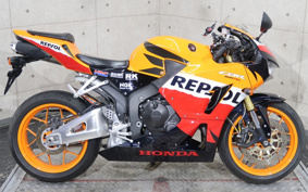 HONDA CBR600RR 2016 PC40