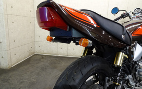 KAWASAKI ZEPHYR400K 2010 ZR400C