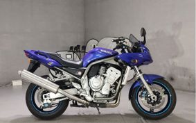 YAMAHA FZS1000 FAZER RN06