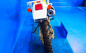 SUZUKI DR250 R SJ45A