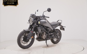 HUSQVARNA SVARTPILEN 401 2024