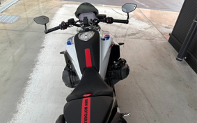 BMW R1300R 2026 0M51
