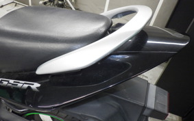 SUZUKI GSR250