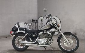 YAMAHA VIRAGO 250 3DM