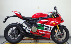 DUCATI PANIGA-REV2 BAYLISS 1ST CHAMPION  2024 1H00