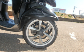 YAMAHA TRICITY 125 SE82J