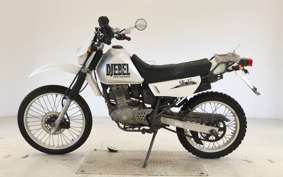 SUZUKI DJEBEL 200 (DR200SE) SH42A