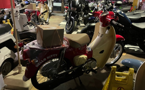 HONDA SUPER CUB 50 HELLOKITTY AA09