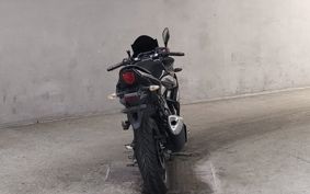 SUZUKI GSX250R DN11A