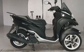 YAMAHA TRICITY 125 SE82J