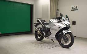 SUZUKI ｼﾞｸｻｰ250SF 1978