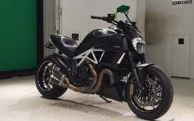 DUCATI DIAVEL Carbon