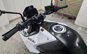 SUZUKI GSX-8R 2024 EM1AA
