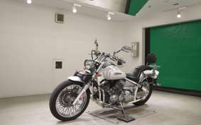 YAMAHA DRAGSTAR 400 2005 VH01J