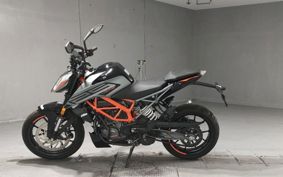 KTM 125 DUKE JPA40
