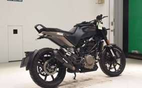 HUSQVARNA スバルトピレン250